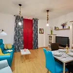 Apartment Near Picasso Museum